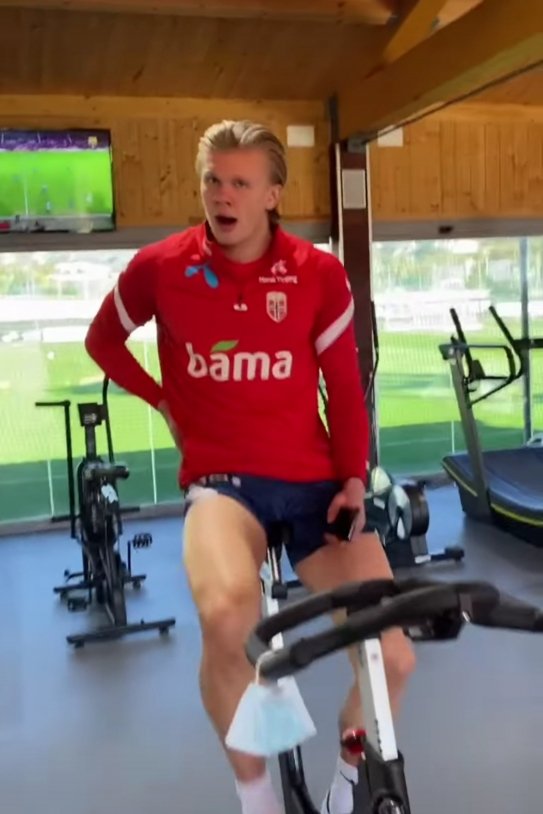 Erling Haaland entrenamiento Noruega @NorgesFotballforbund