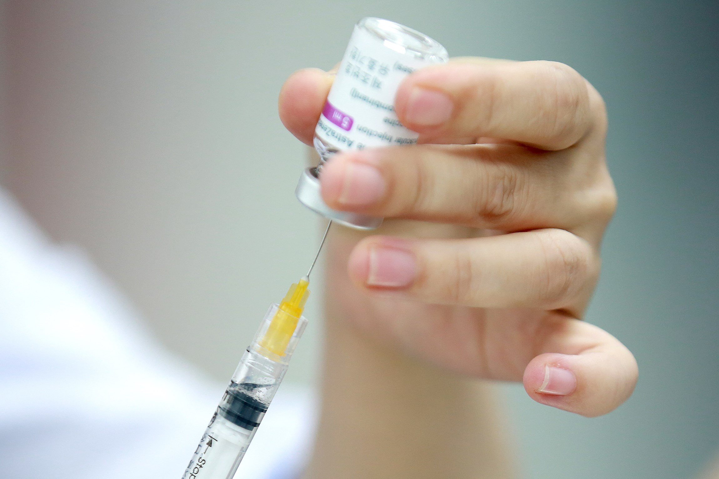 Dinamarca amplía 3 semanas la suspensión de la vacunación con AstraZeneca