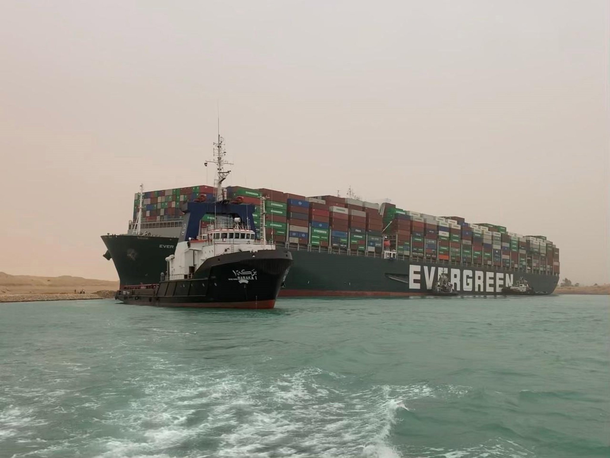 Panamà emprendrà una investigació del vaixell encallat al Canal de Suez