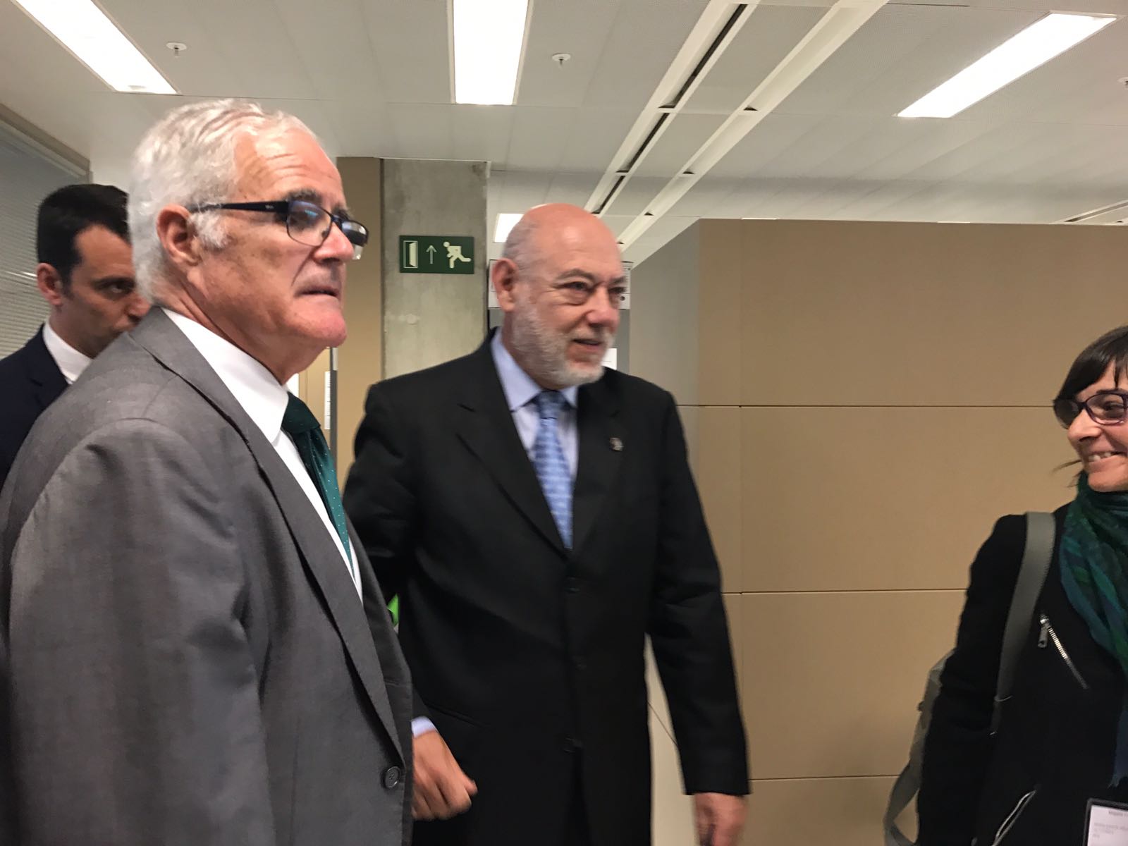 El fiscal general se reúne con los fiscales catalanes en pleno proceso judicial anti-procés