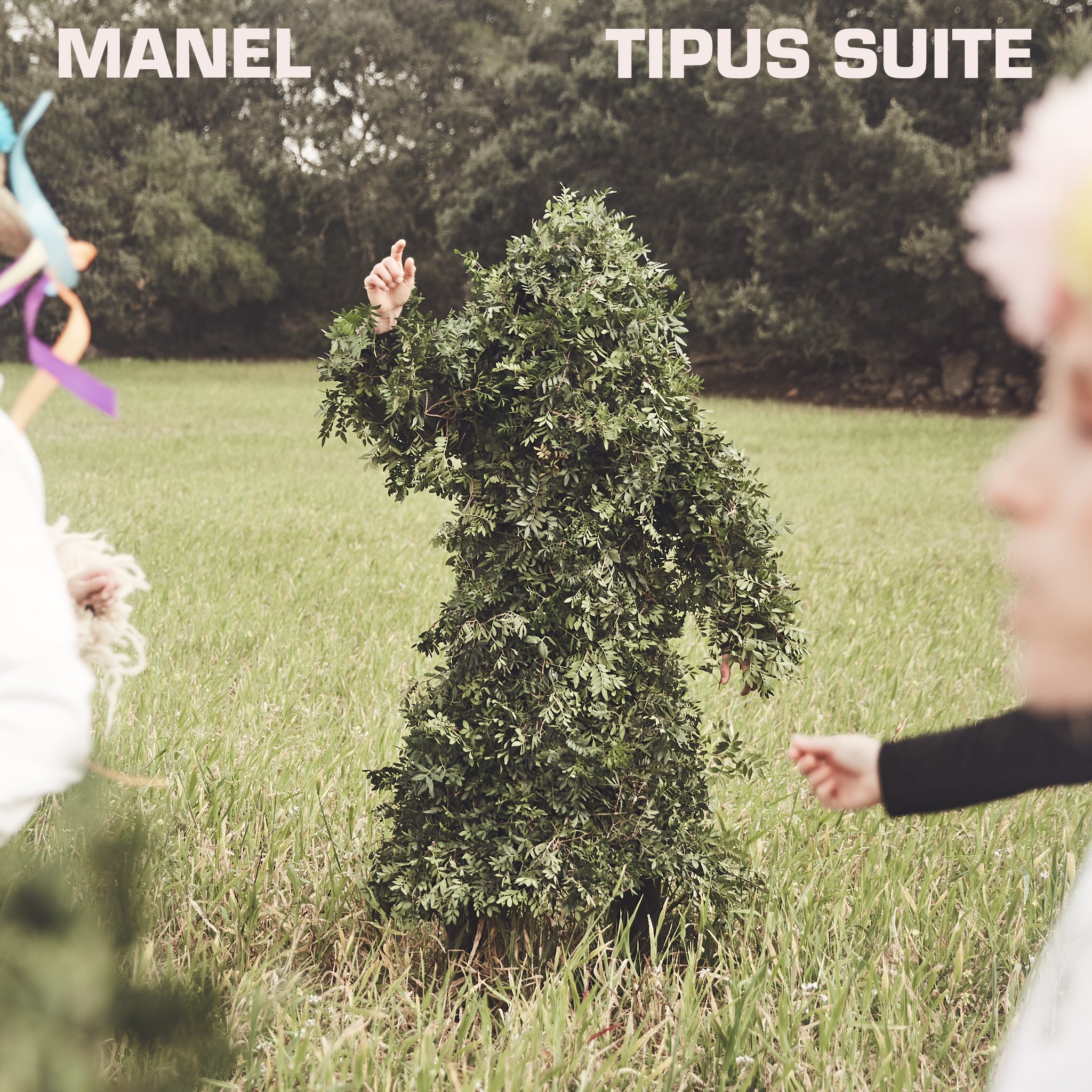 Així sona 'Tipus Suite', el nou tema pandèmic dels Manel