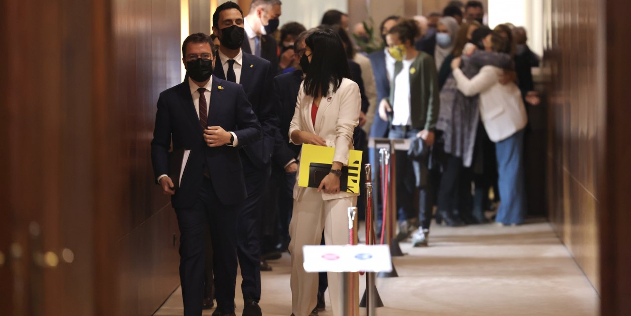 La consulta de Junts inquieta a ERC y sacude el tramo final de la ...