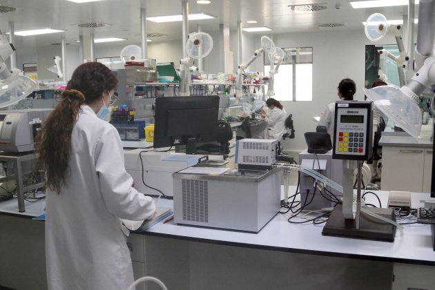 laboratorios Reig Jofré vacuna coronavirus - ACN