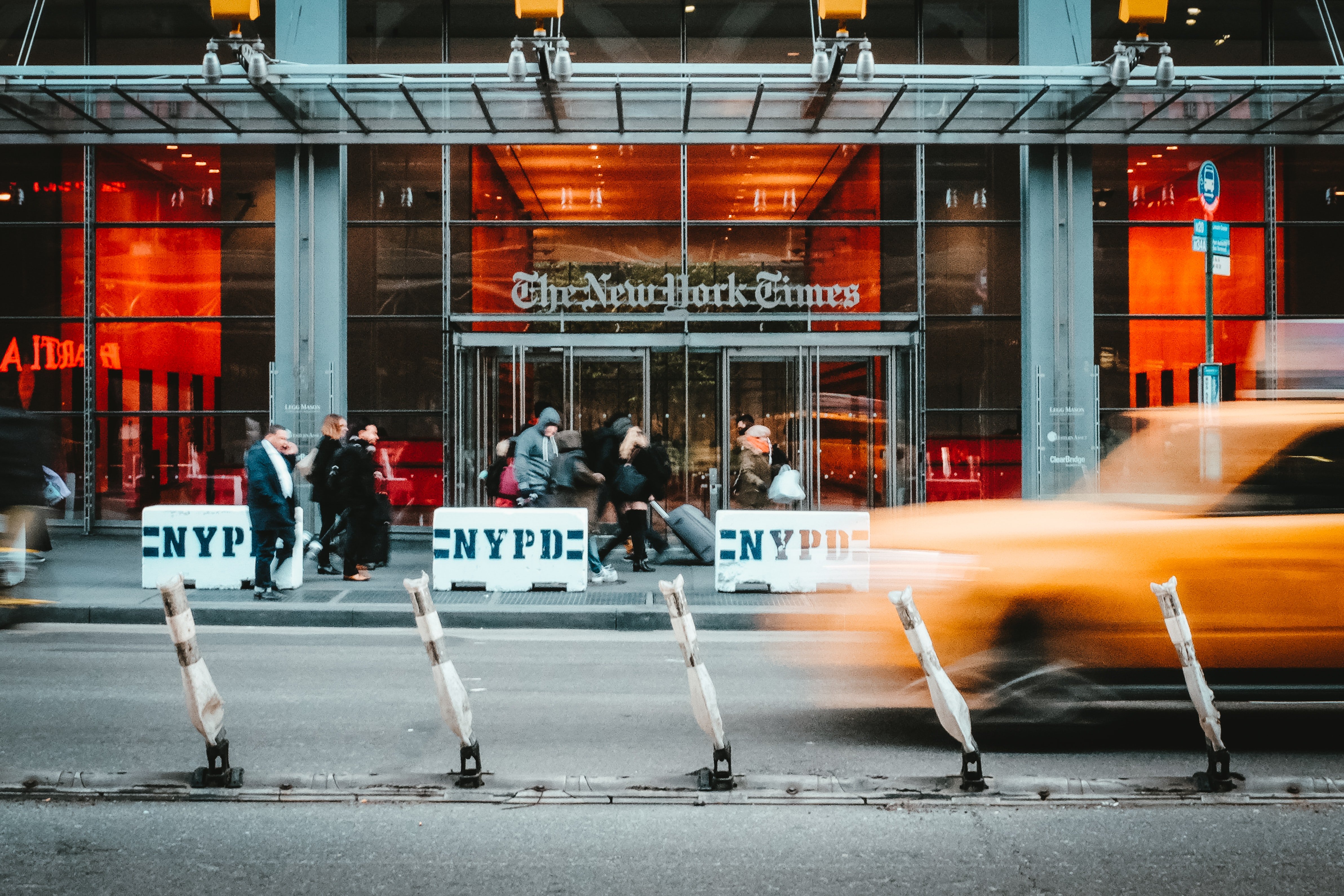 El 'New York Times' vende una columna por medio millón de euros: cómo y por qué