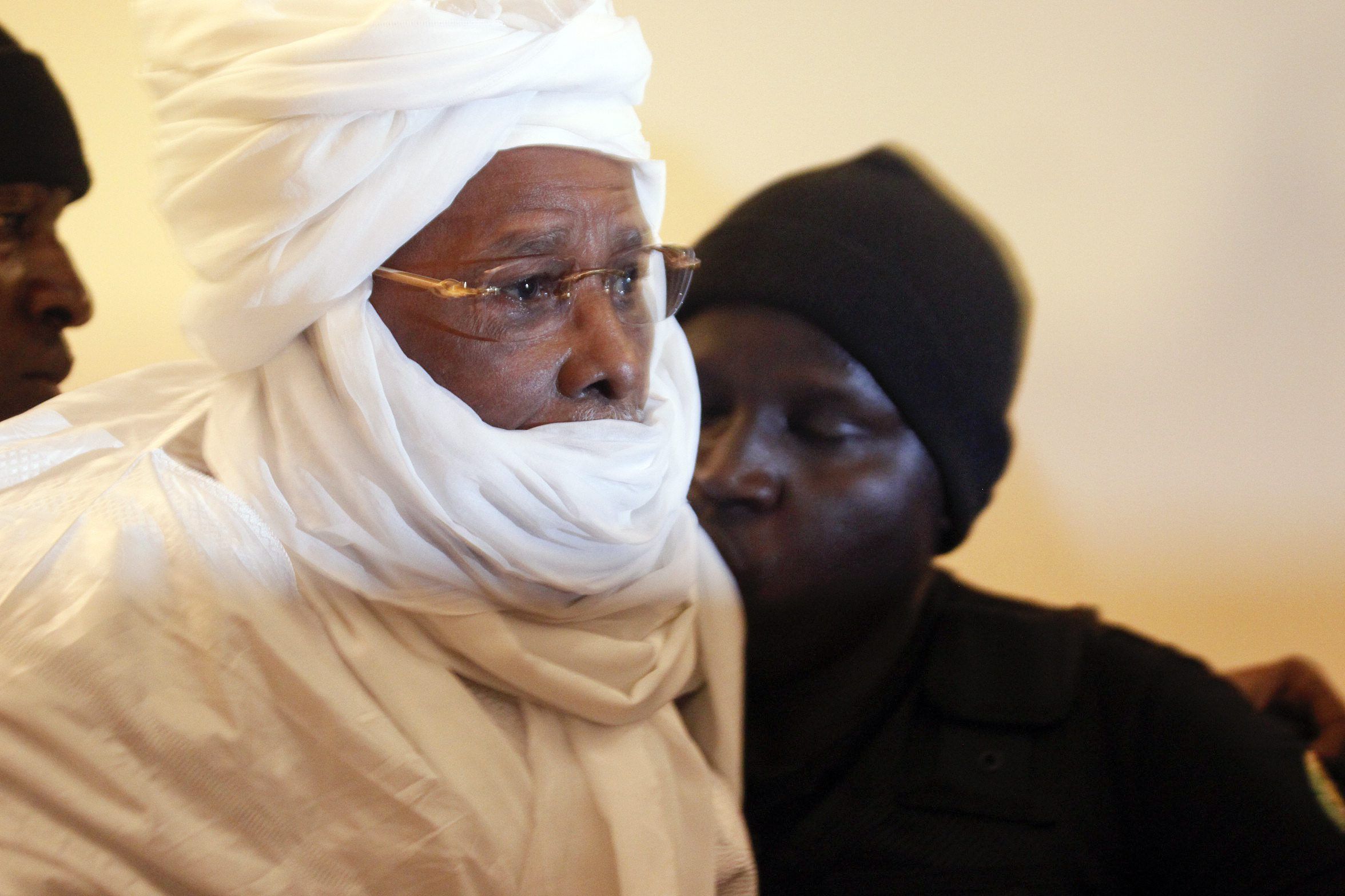 La cadena perpètua al dictador Habré desperta controvèrsies