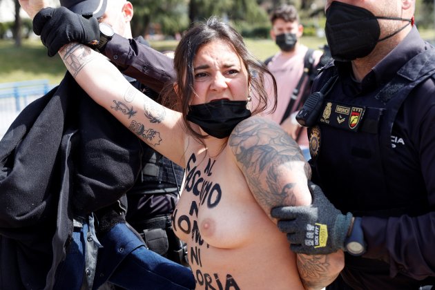 activista Femen acte franquista Madrid EFE