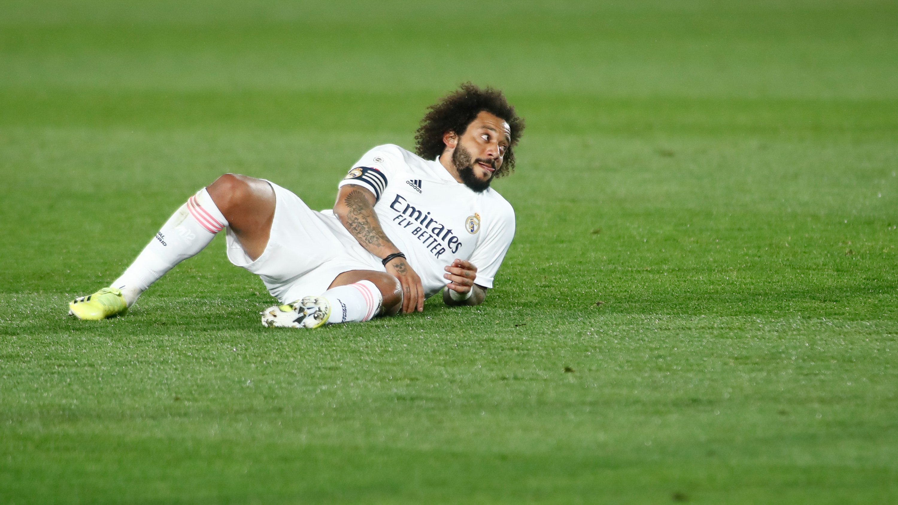 50 millones para sustituir a Marcelo en el Real Madrid porque Florentino Pérez quiere al mejor