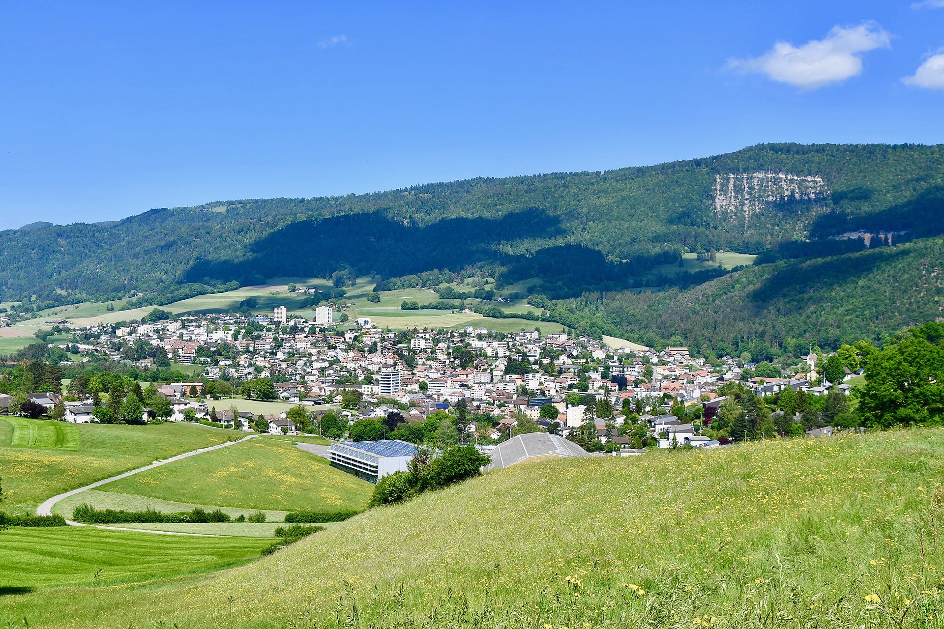 El pueblo suizo de Moutier se autodetermina y cambia de cantón