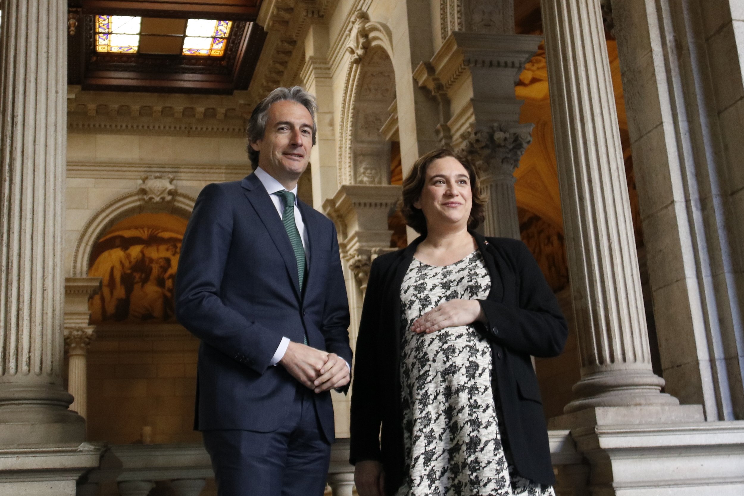 El Ministerio de Fomento se compromete a reanudar las obras de la Sagrera