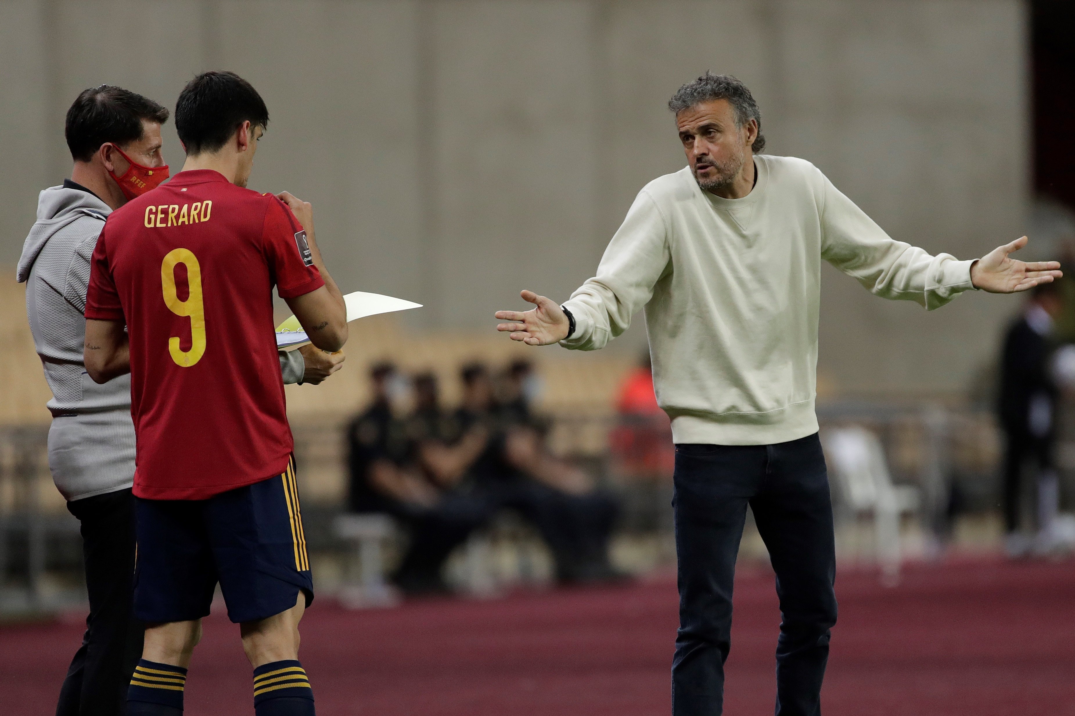 Luis Enrique ya tiene una gran polémica con España: Sergio Ramos