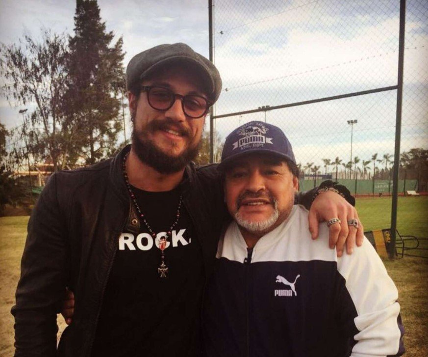 dani osvaldo con maradona