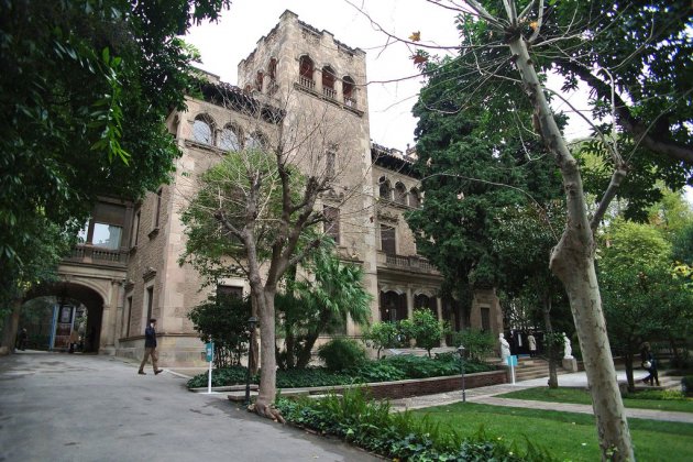 edifici muñoz ramonet ajbcn edifici muñoz ramonet ajbcn