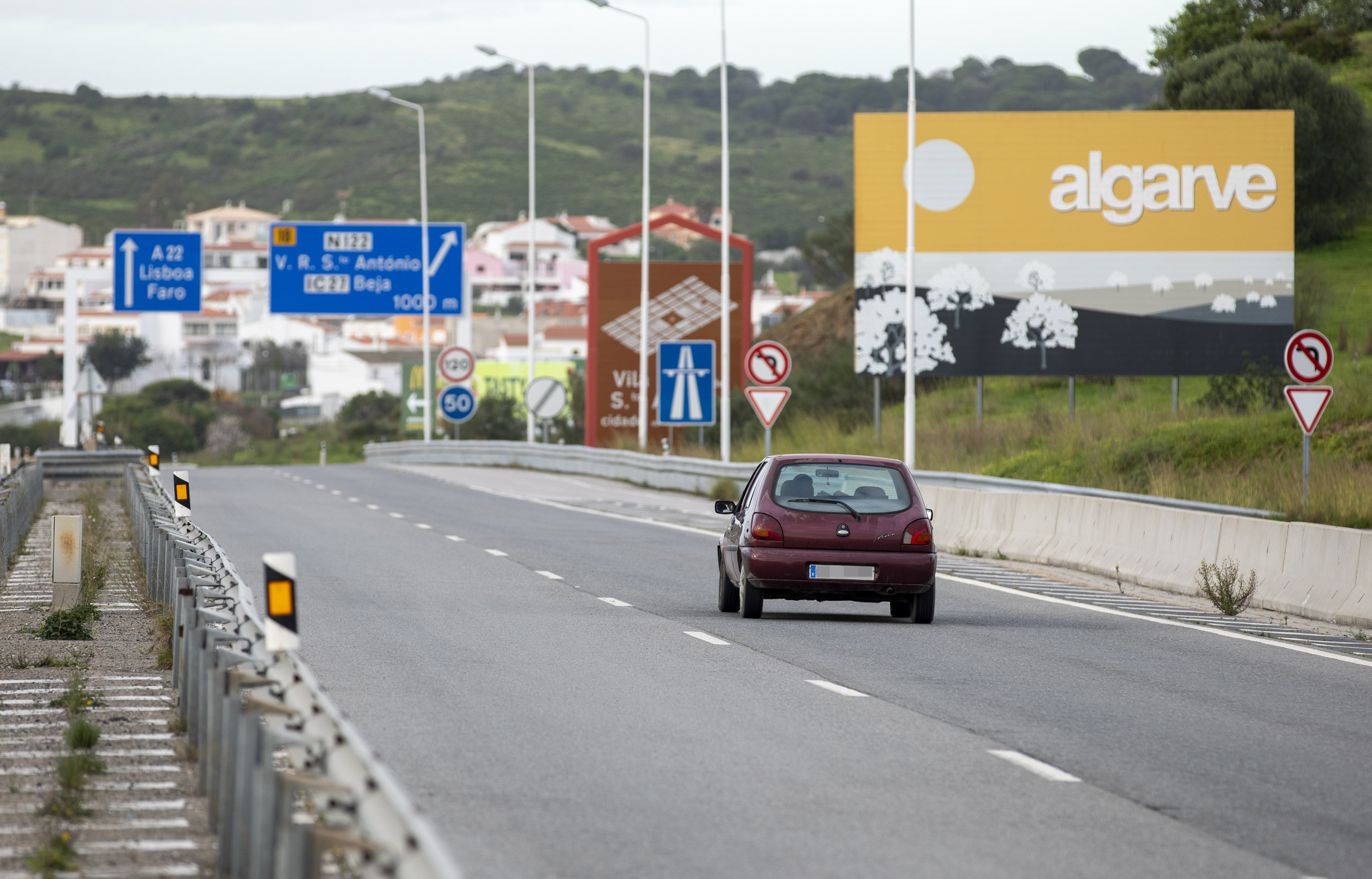 Portugal amplía las restricciones en la frontera española hasta el 15 de abril
