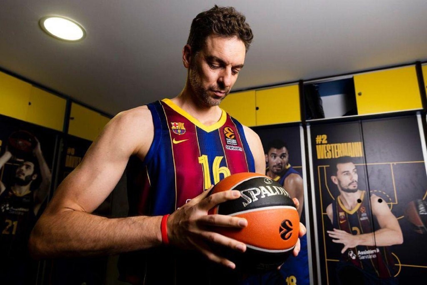 Pau Gasol no tiene claro su futuro y si juega, sólo será en el Barça