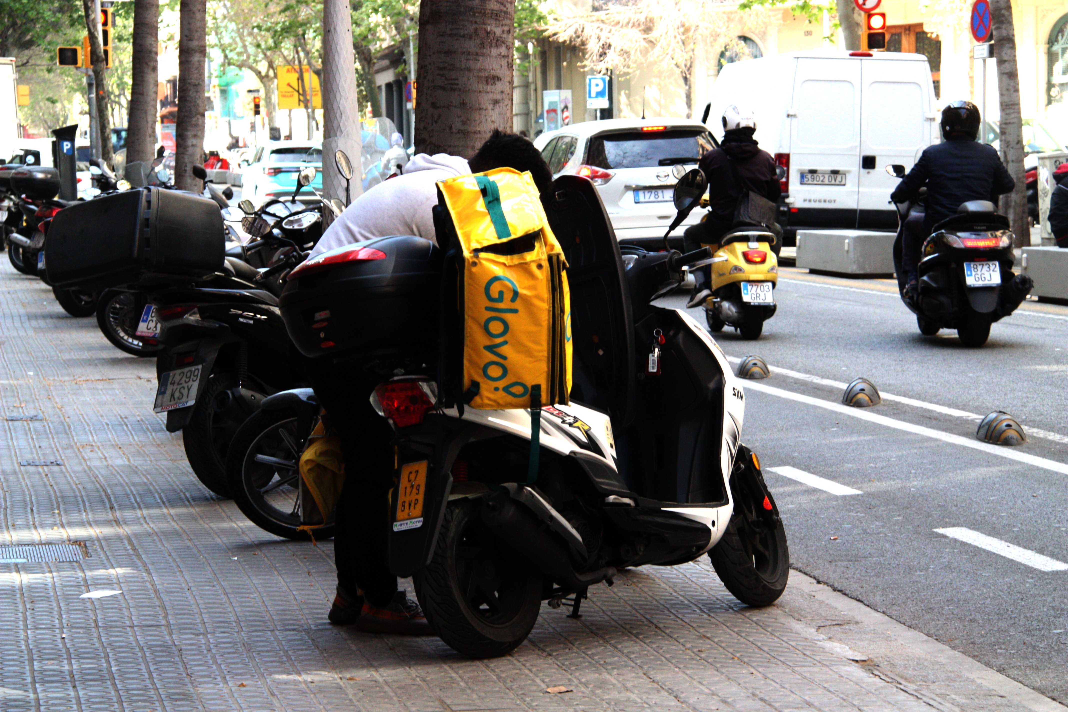 Deliveroo vol marxar d'Espanya després de l'aprovació de la 'llei rider'