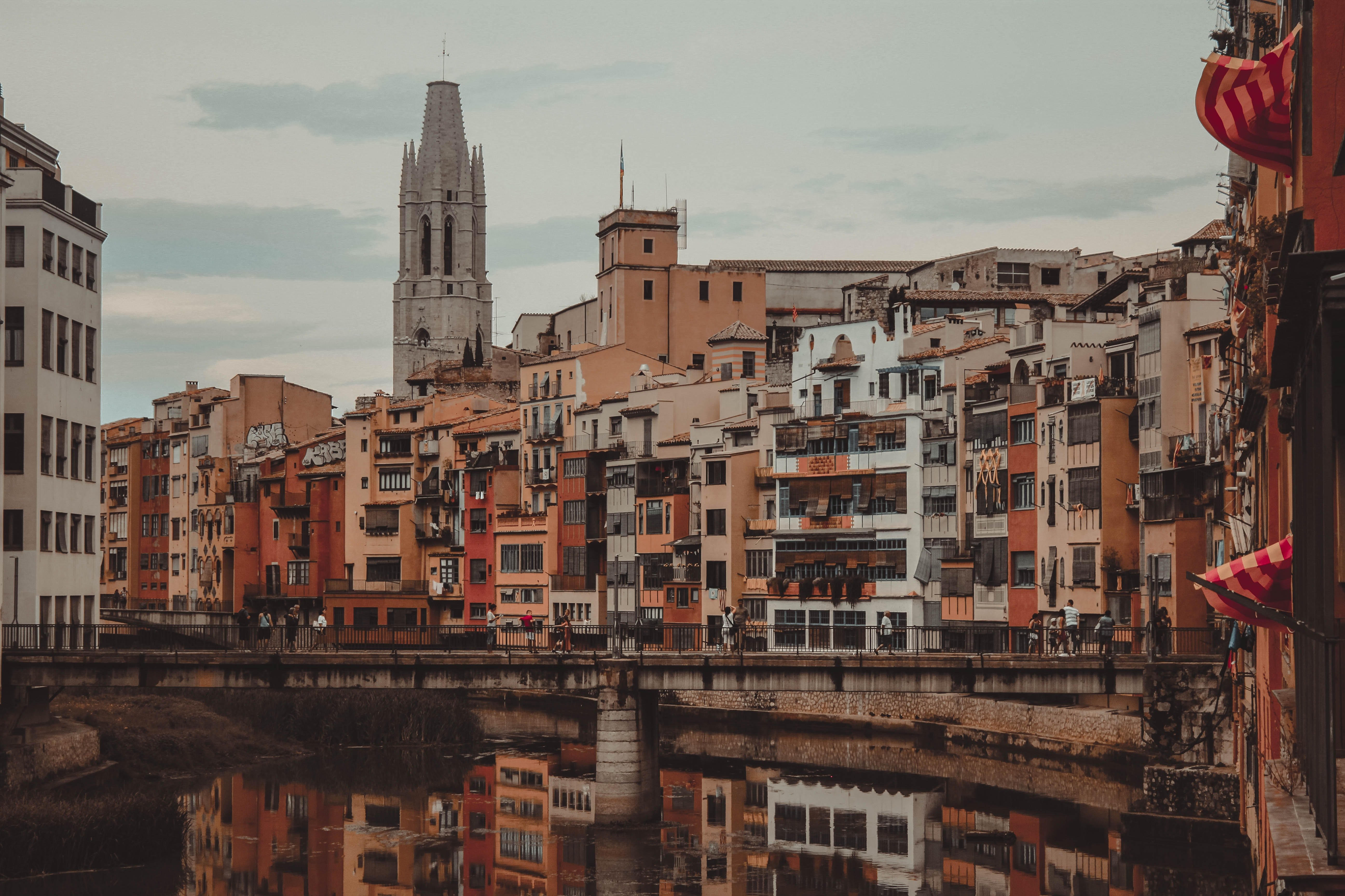 Cases Onyar   Girona