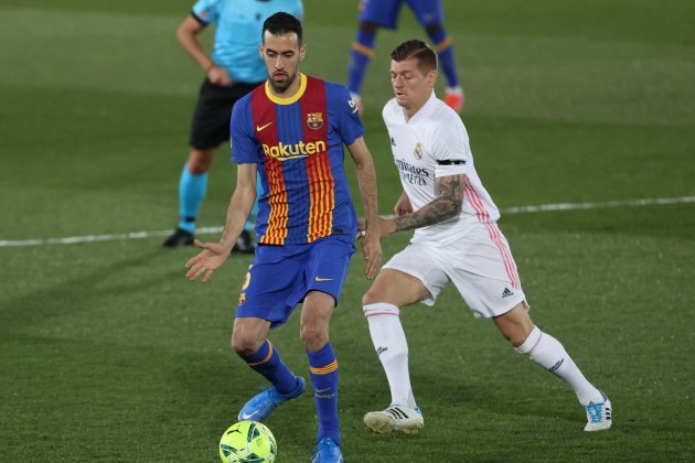 Sergio Busquets Barca Real Madrid Clasico EFE