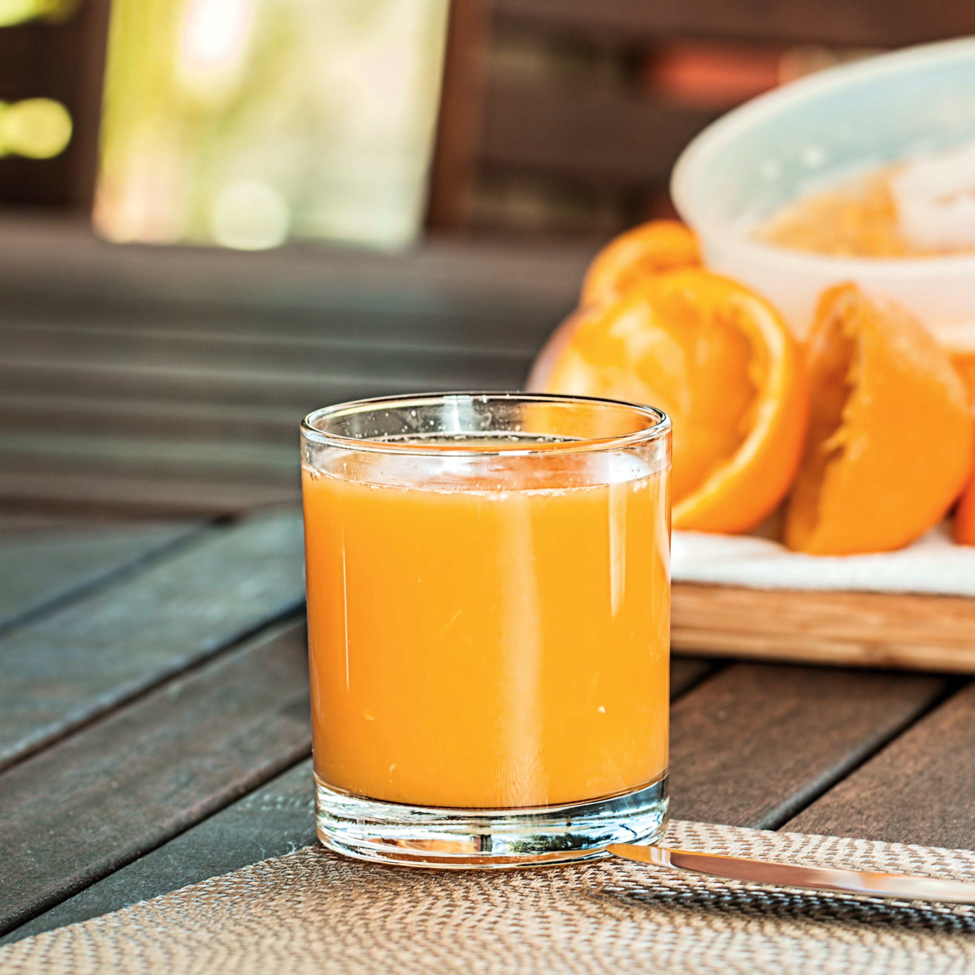 Pros y contras de beber zumo de naranja