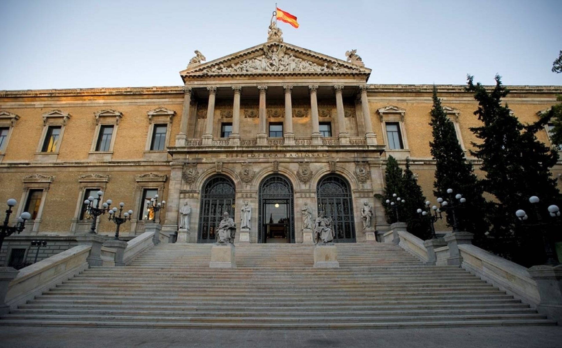 La Biblioteca Nacional de España desprecia el catalán en una exposición literaria