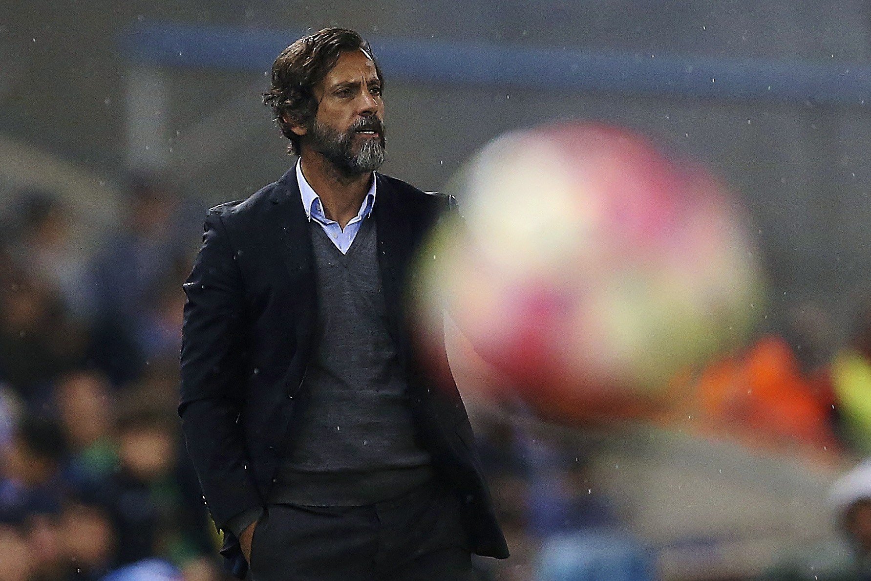 Quique Sánchez Flores, més fora que dins, el Sevilla negocia a Itàlia