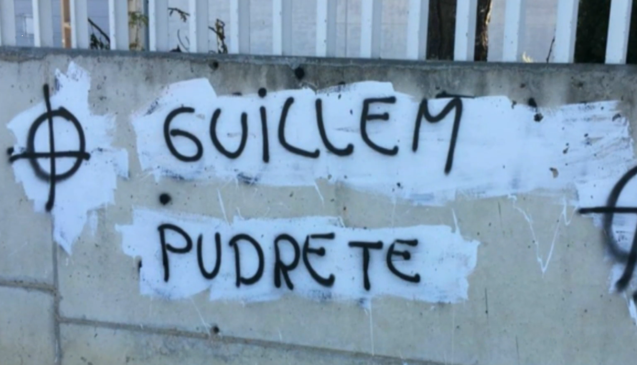 PINTADAS NEONAZIS GUILLAMOS AGUIJÓN TV3