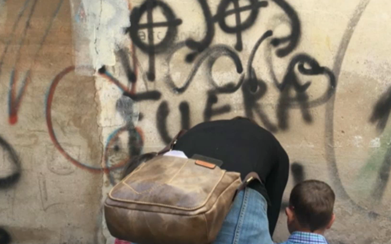 PINTADAS NEONAZIS GUILLAMOS AGUIJÓN 2 TV3