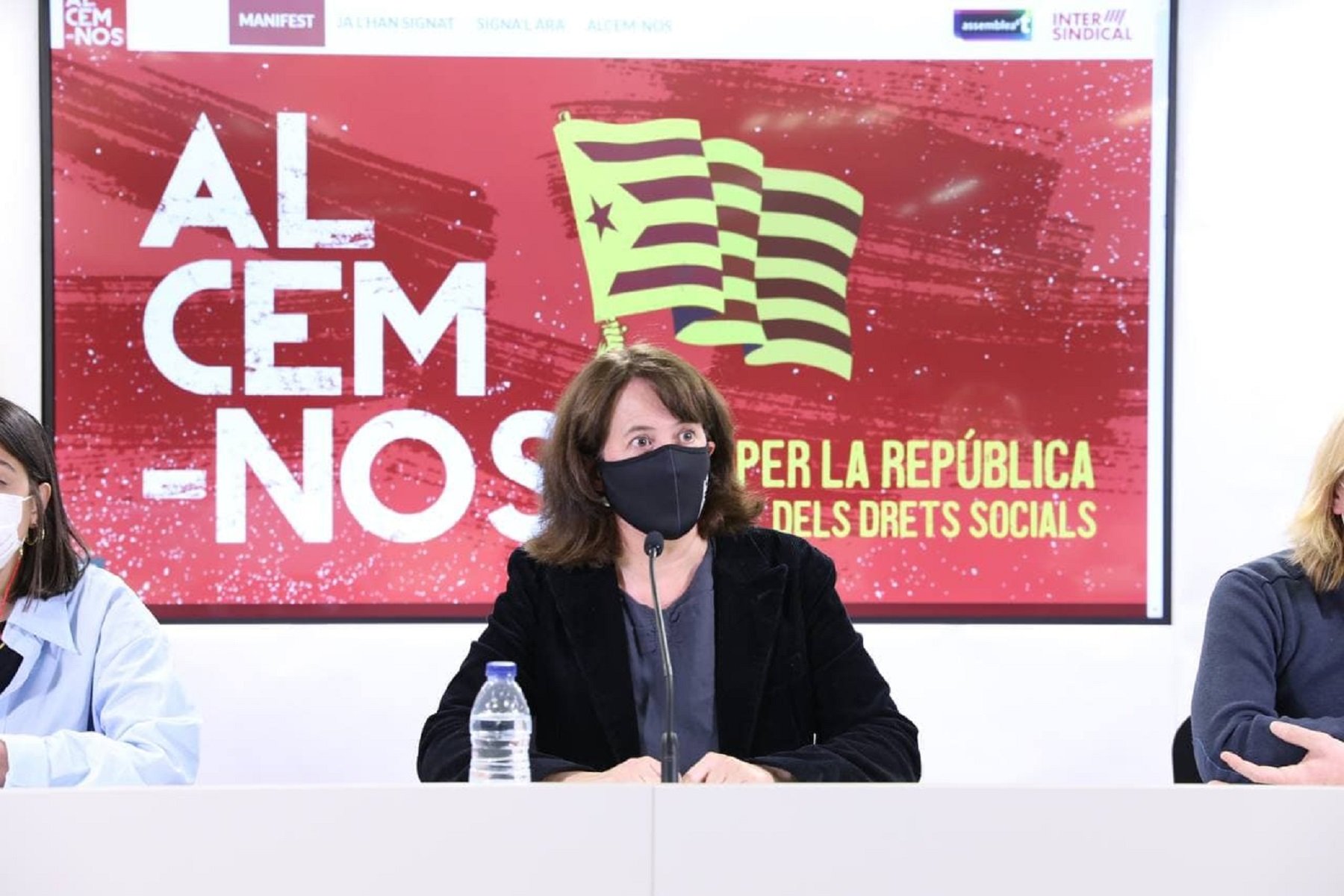 La ANC y la Intersindical reivindican la independencia como solución a la crisis