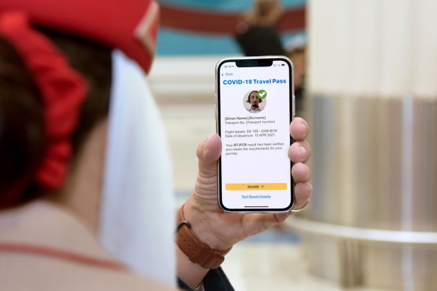 Emirate Airlines pasaporte covid   Twitter @emirates