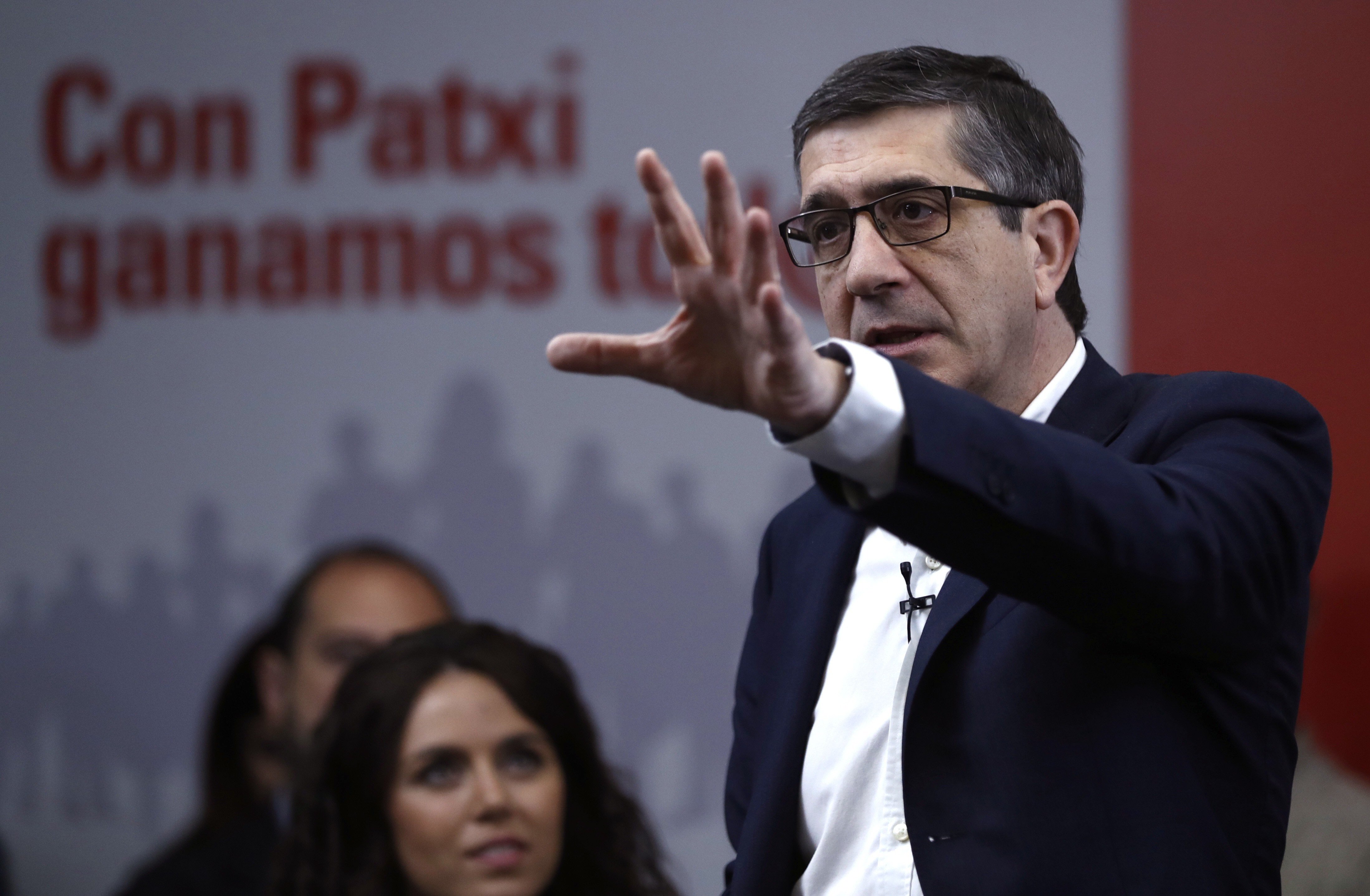 Patxi López ofrece “diálogo” para evitar un “choque de trenes” entre Catalunya i Espanya