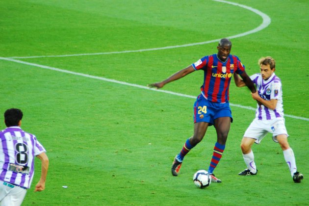 Yaya Toure Barça Wikimedia Commons Oemar