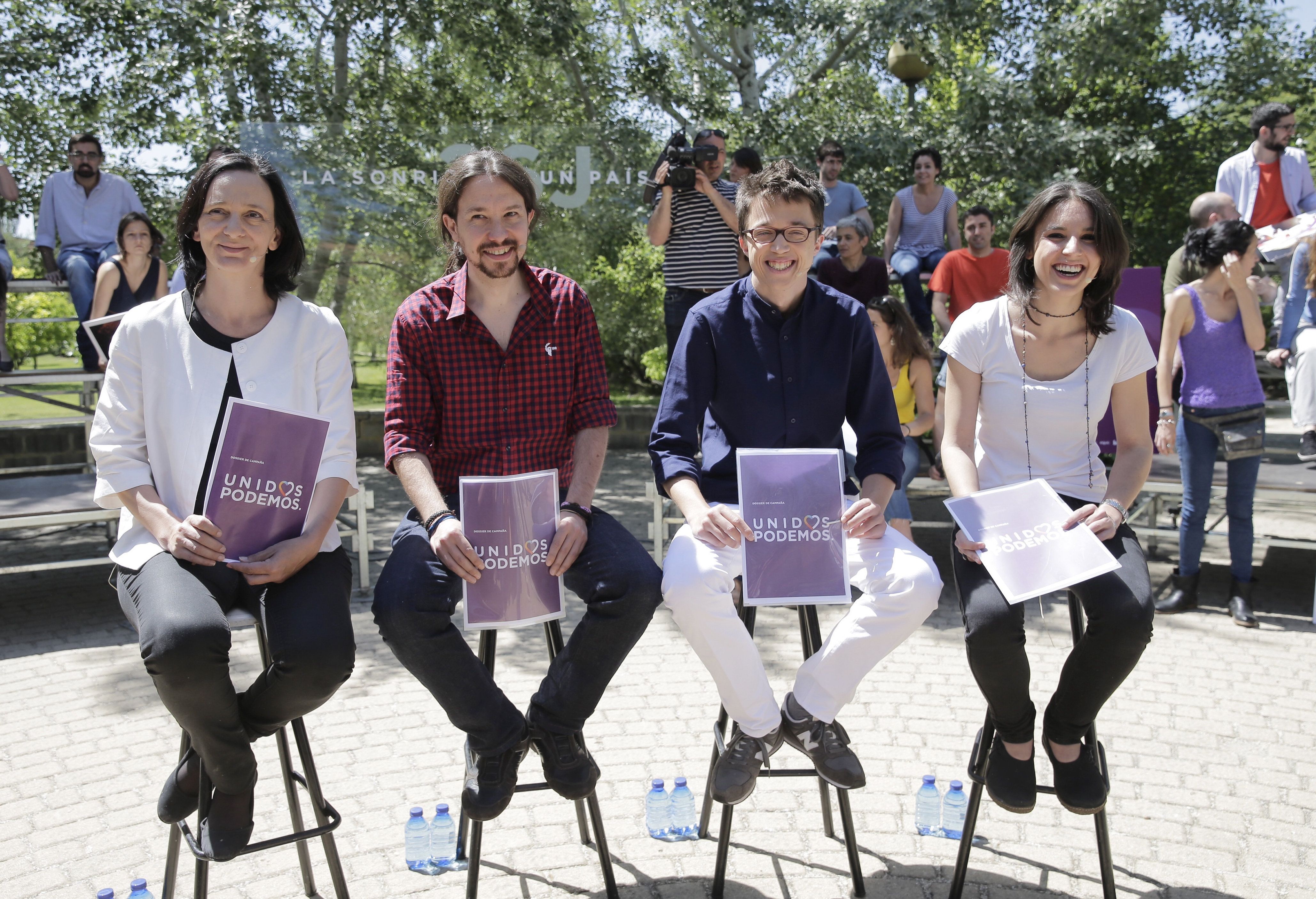 "La sonrisa de un país", el lema de la "campaña patriótica" de Unidos Podemos