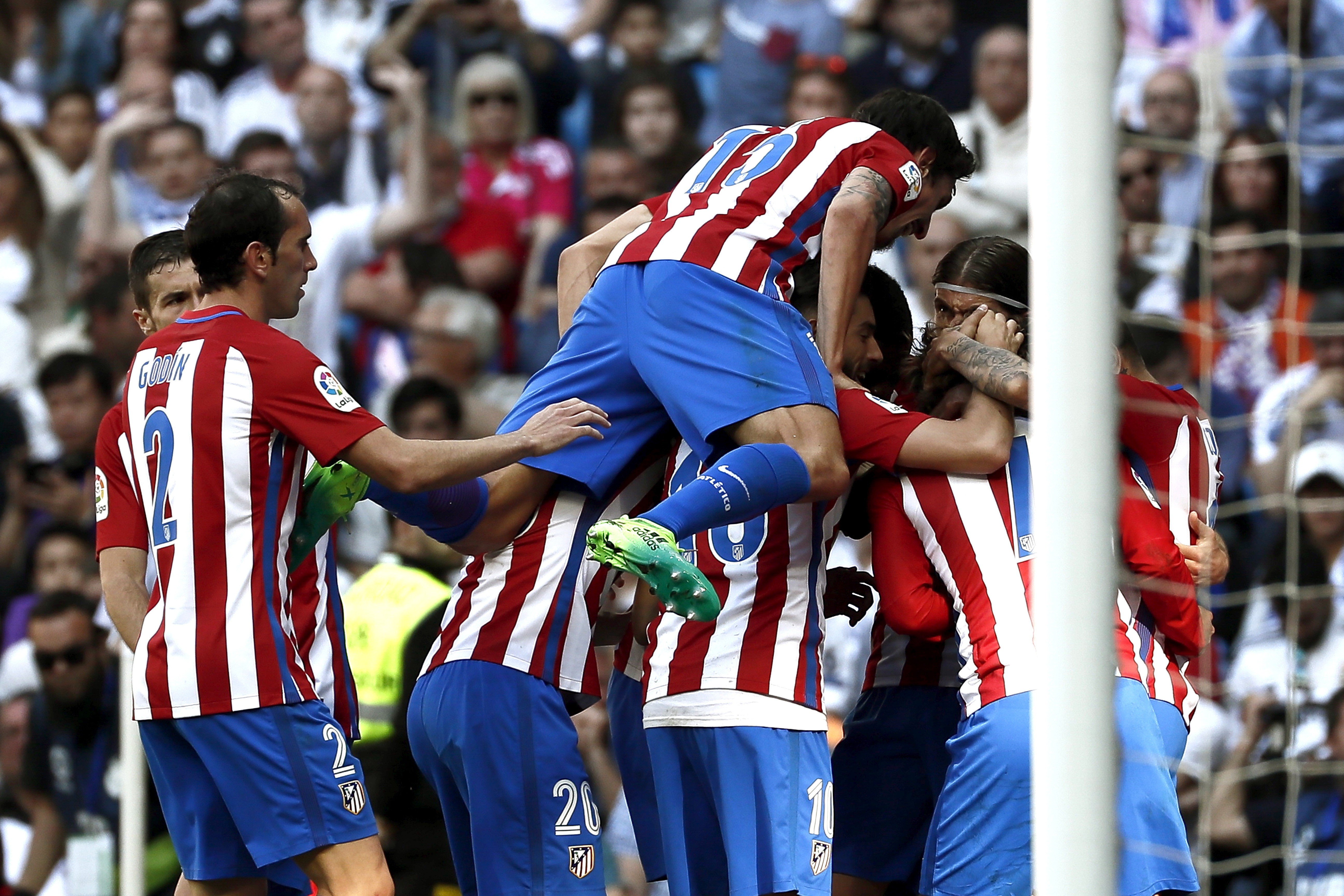 Griezmann y el Atlético deprimen al Madrid (1-1)