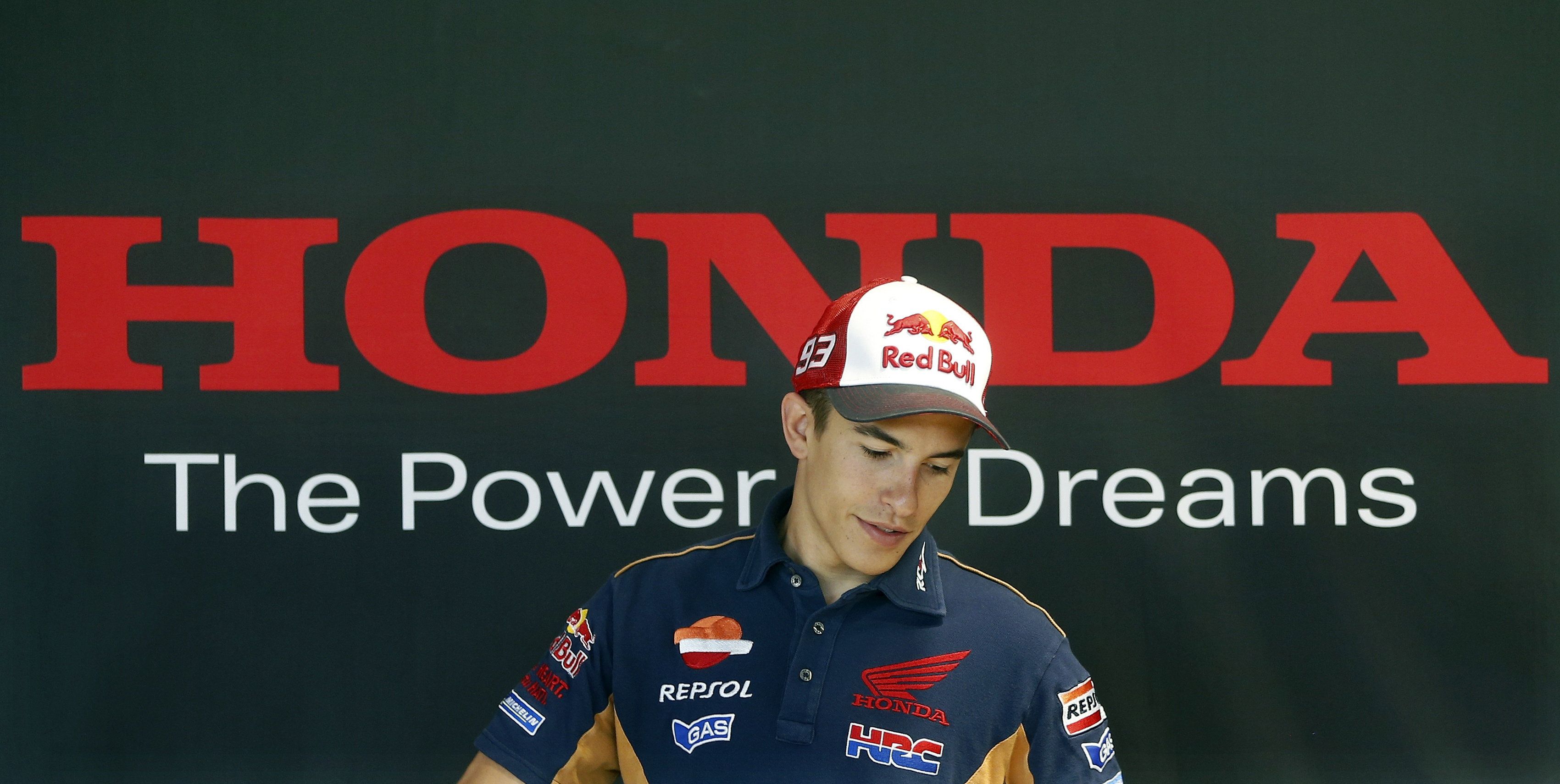 Marc Márquez renueva con Repsol Honda hasta 2018