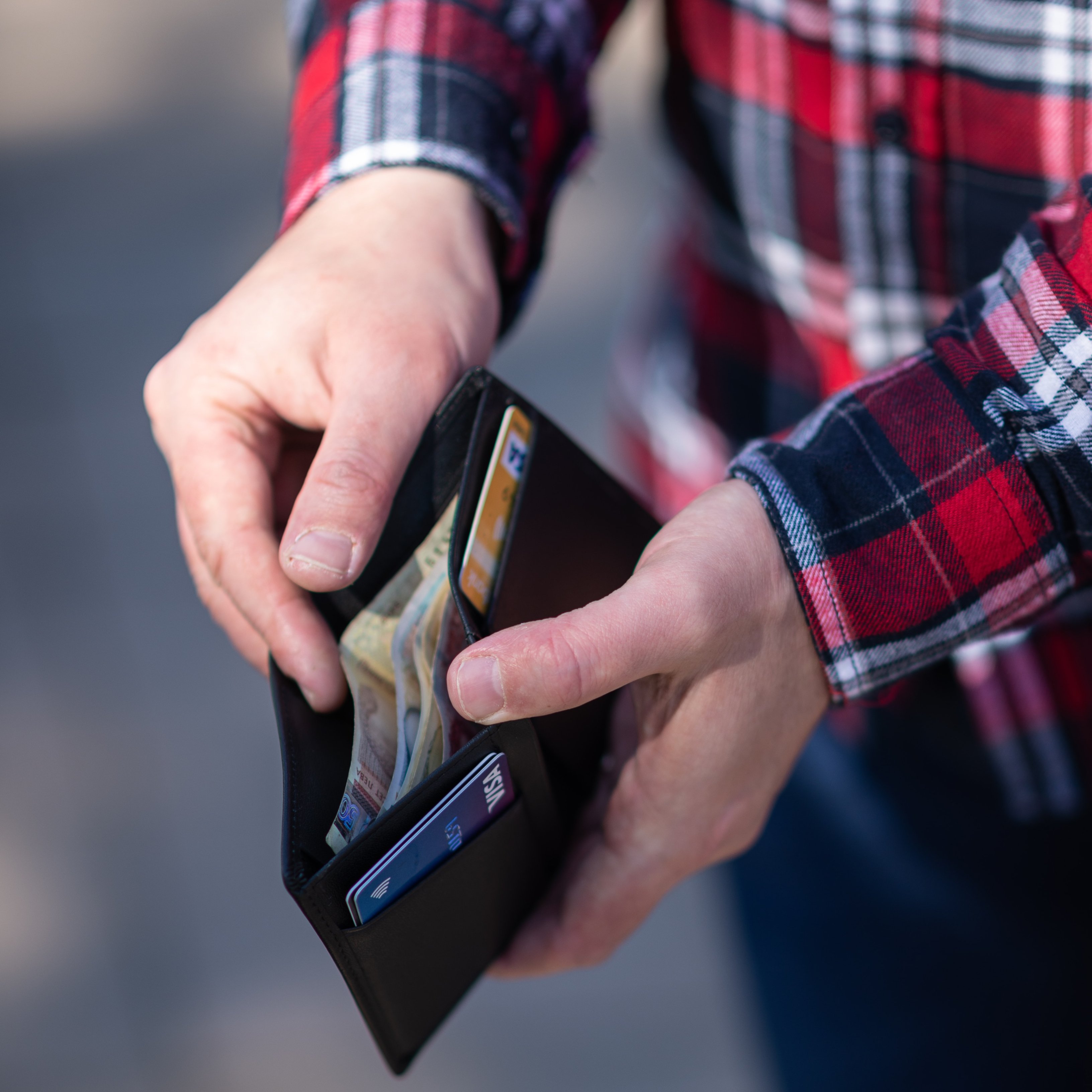 Així ens afecta l'estrès per la situació econòmica al llarg de la vida