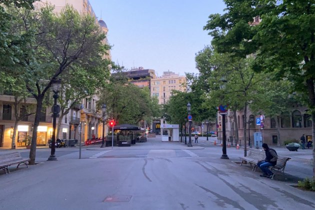 santo jordi vacio calle Guillem Maneja