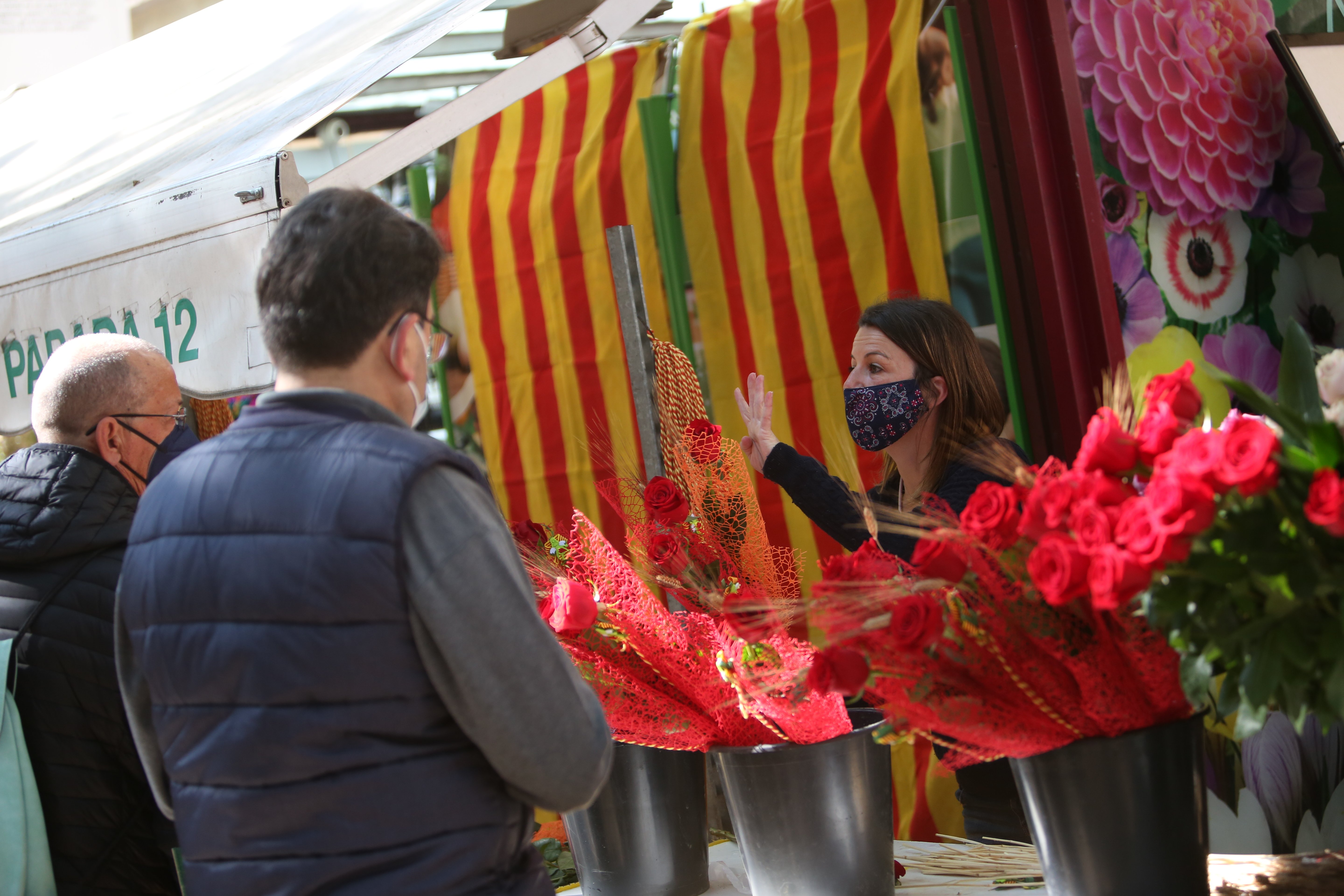 Sant Jordi 2021 rosas libros - Montse Giralt