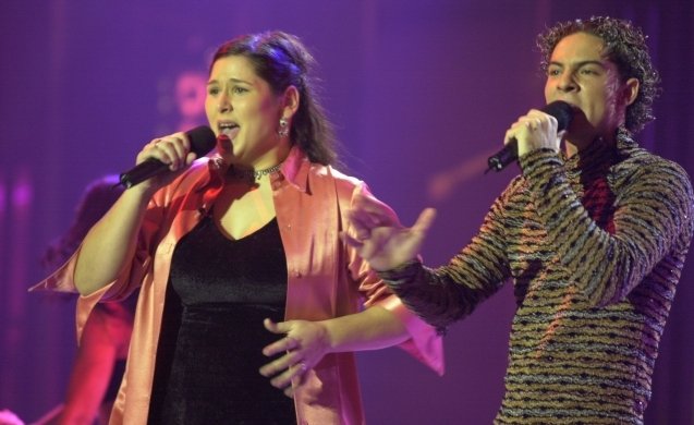 Rosa y Bisbal    wikimedia