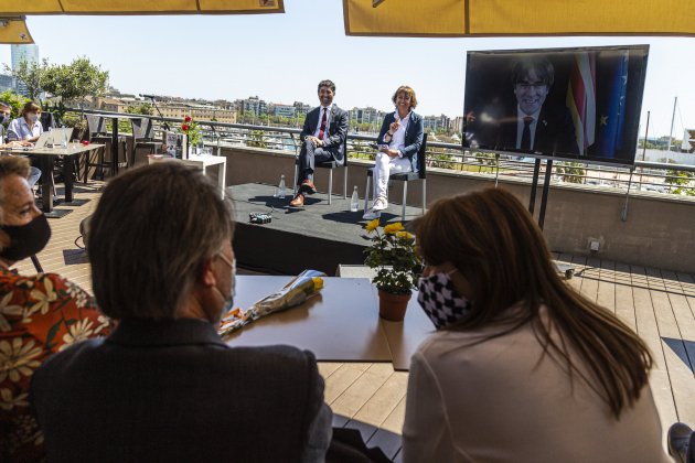 Sant Jordi 2021 presentación libro Puigdemont - Montse Giralt