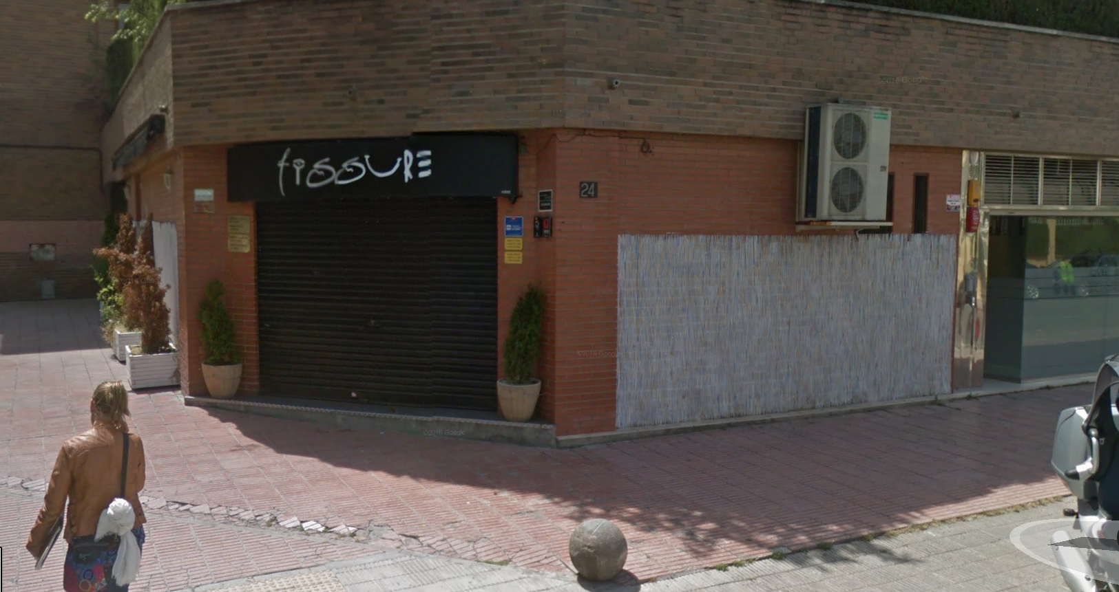 Prisión para el propietario de un pub de Lleida que negó la entrada a jóvenes con Síndrome de Down