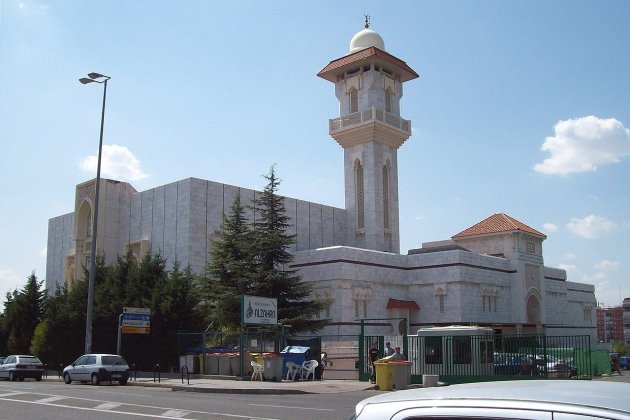mezquita M 30 Madrid Wikimedia commons