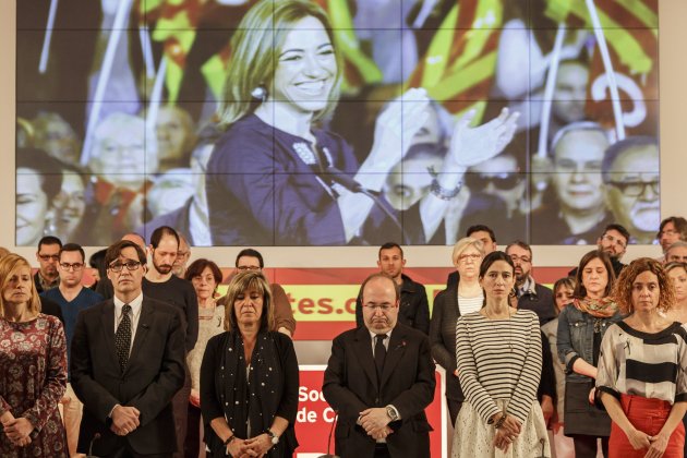Minut de silenci PSC Chacon Sergi Alcàzar Minut de silenci PSC Chacon Sergi Alcàzar