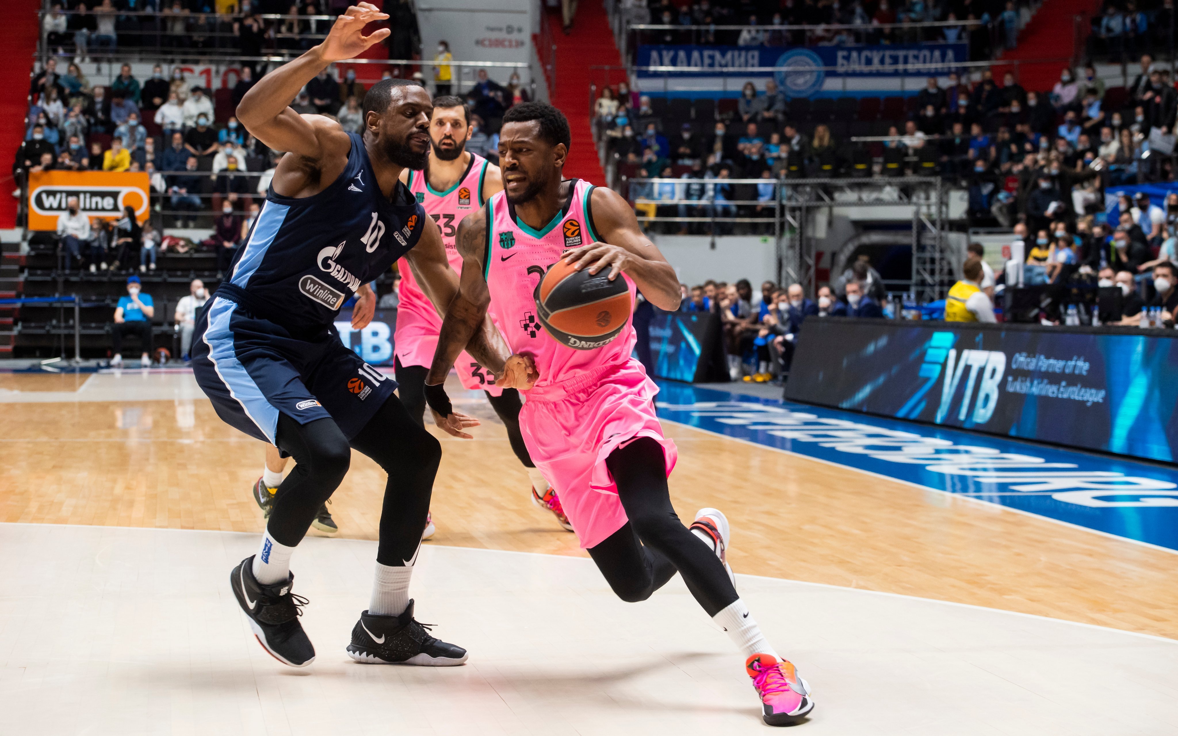 El Barça se hunde contra el Zenit: la eliminatoria se decidirá en el Palau