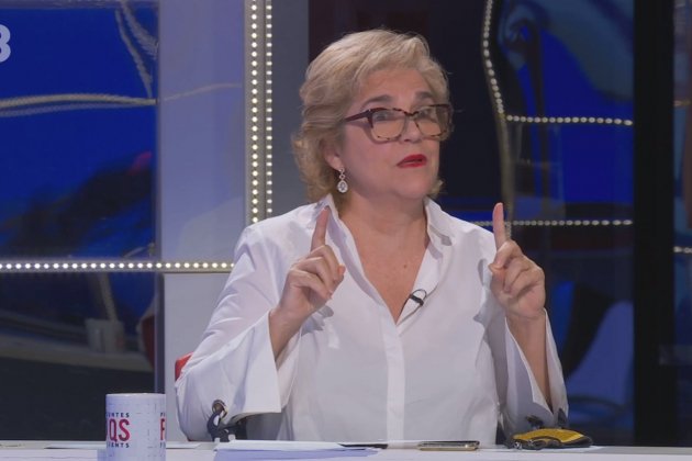 Pilar Rahola gafas TV3