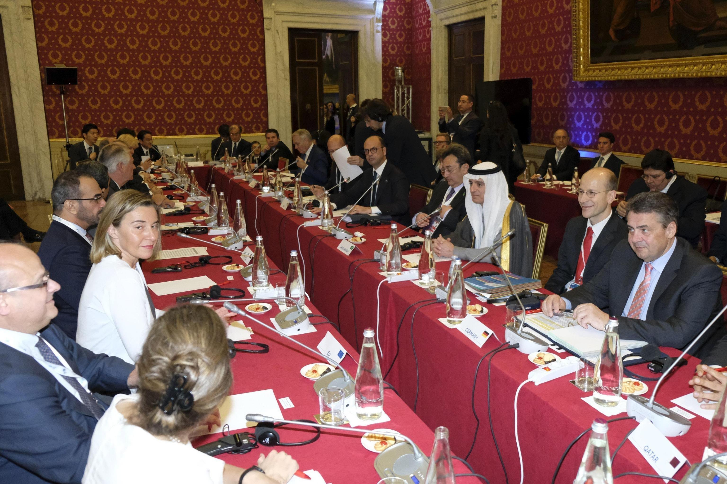 El G7 y países de Oriente Medio se reúnen para presionar a Rusia
