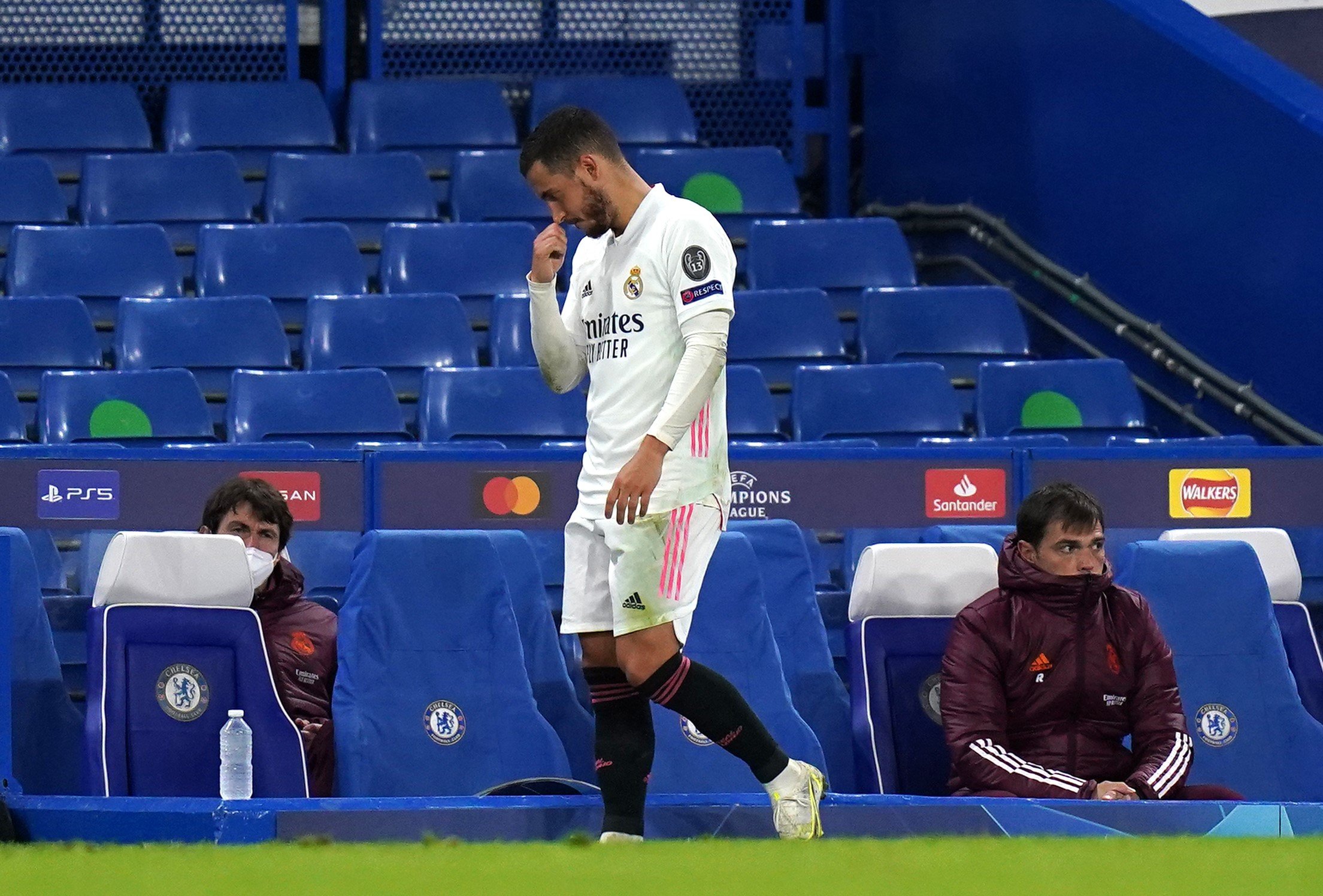 Hartos de Hazard: duro ataque del padre de Courtois y el Madrid escucha ofertas