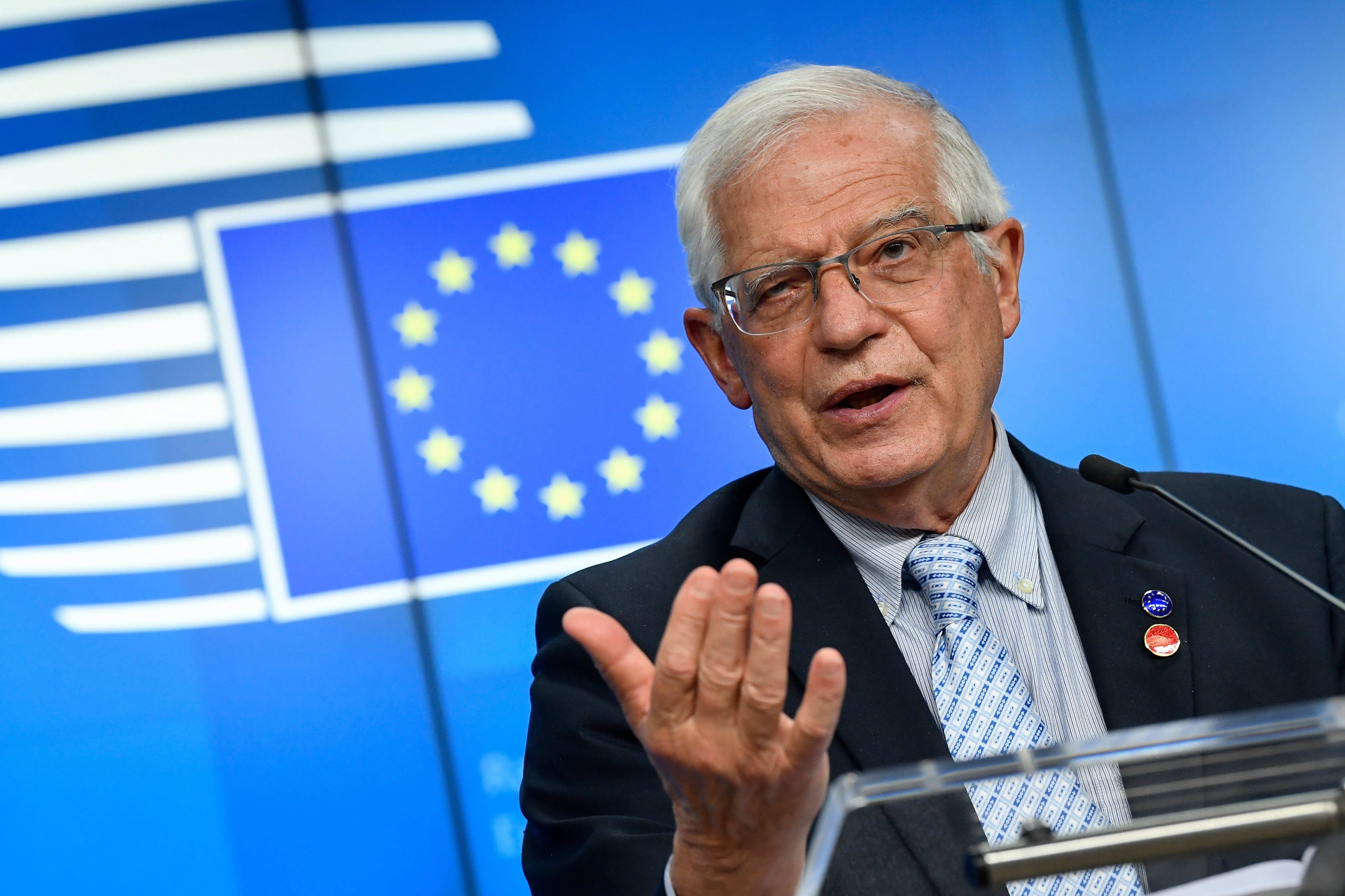 Vídeo | Dura disputa entre Borrell y Comín en el Parlamento Europeo