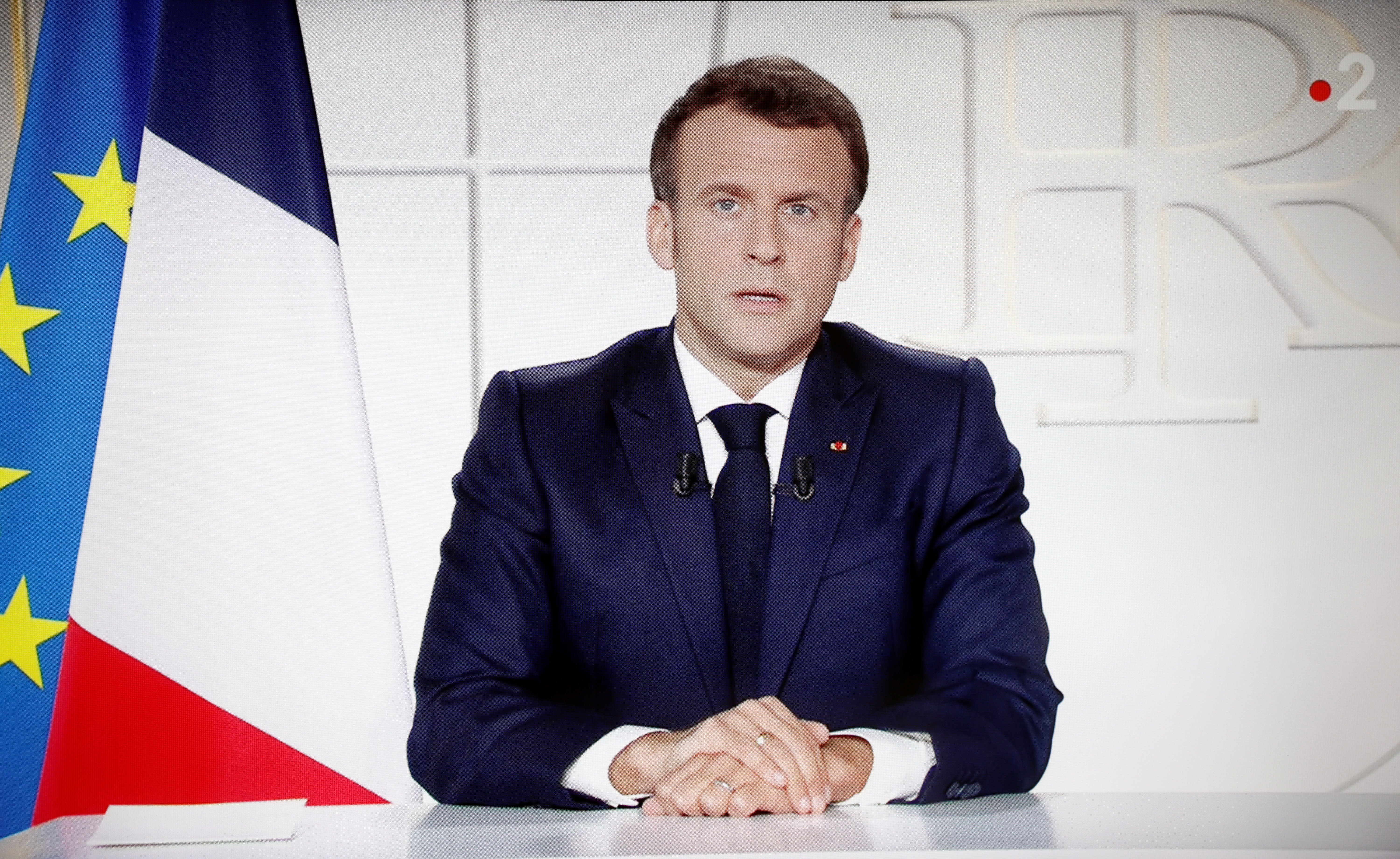 Macron recula i s'oposa a l'alliberament de les patents de les vacunes