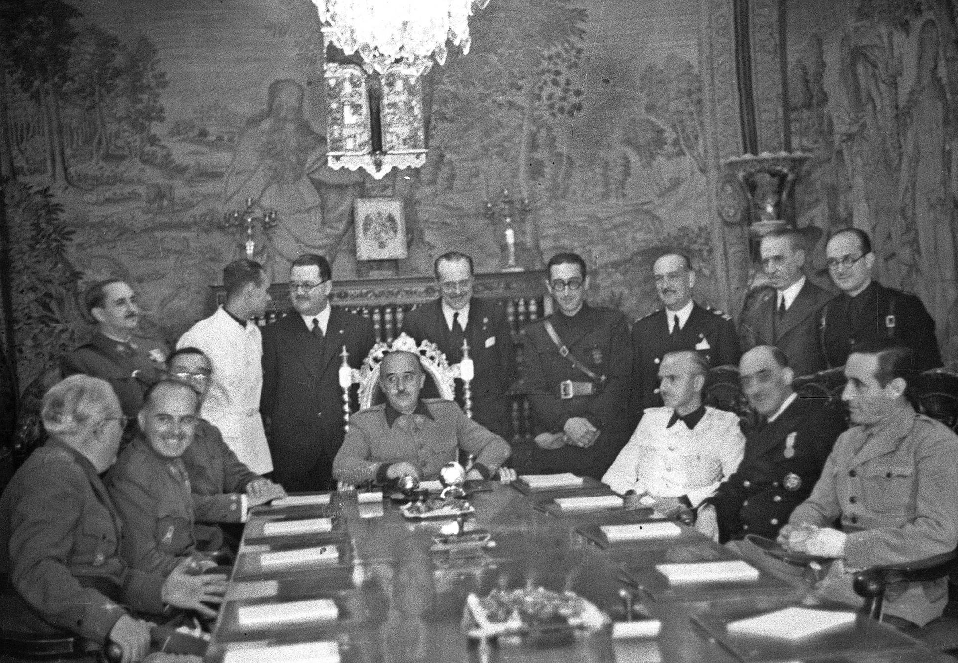 Franco ordena que España abandone a la Sociedad de Naciones