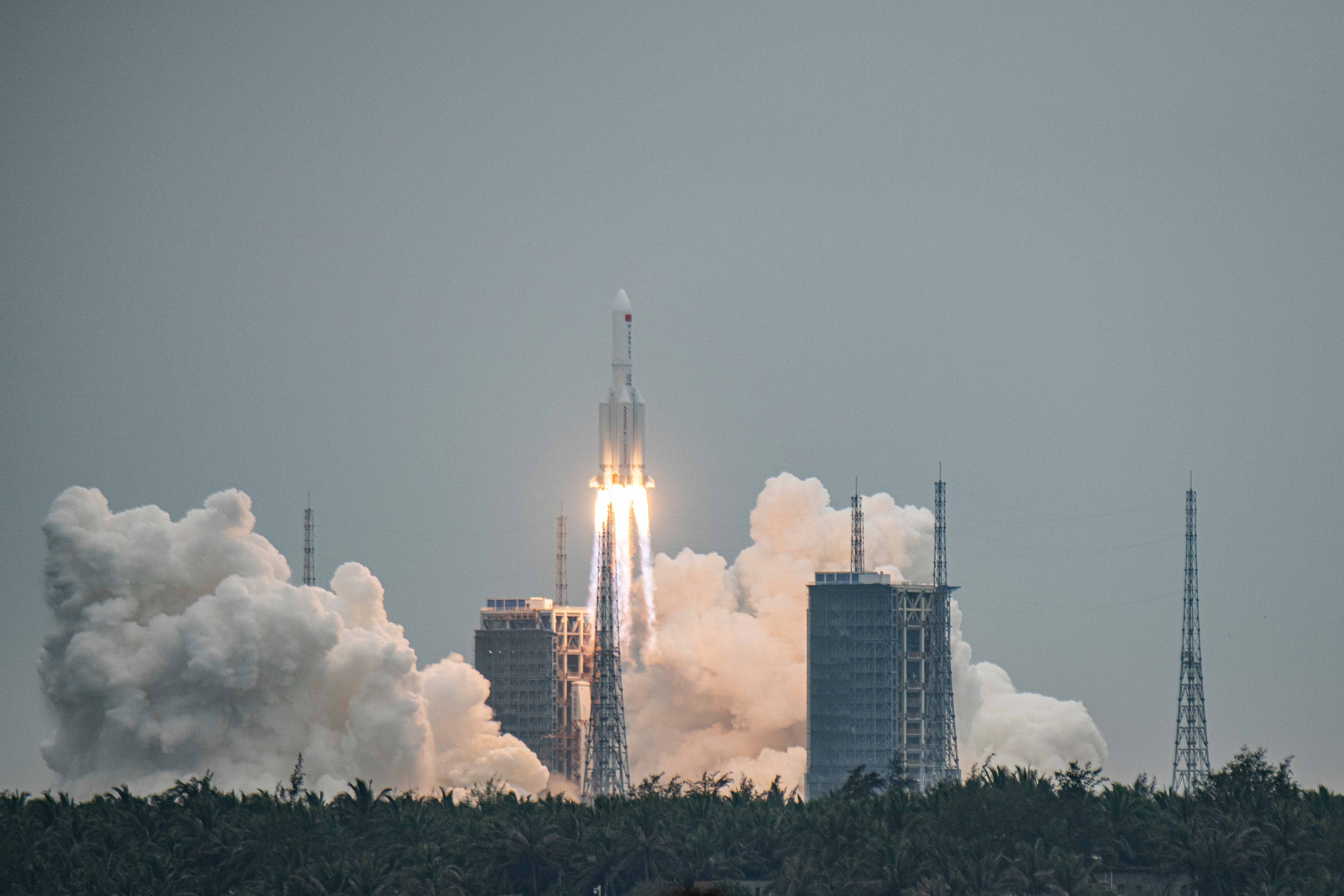 La NASA acusa a China de irresponsable por la caída descontrolada del cohete