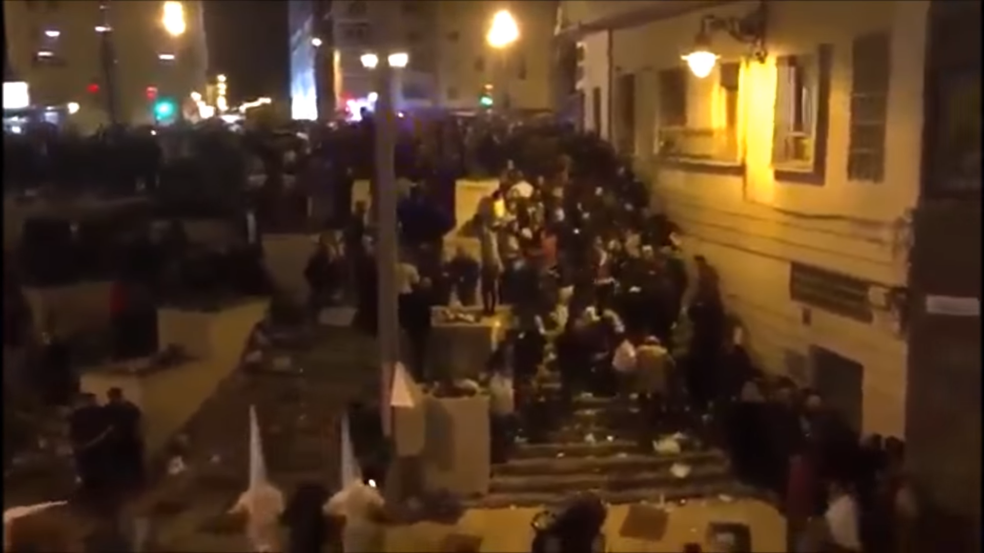 Estampida en una procesión de Málaga al creer que había un atentado